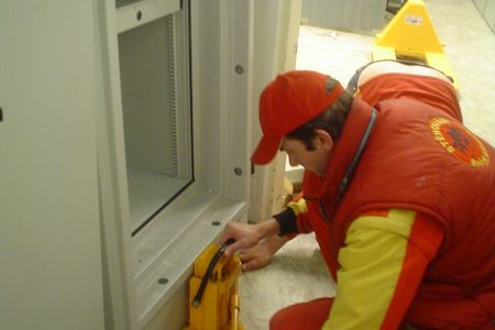 Stěhování trezoru profesionální přístrup firmy BOČEK.jpg